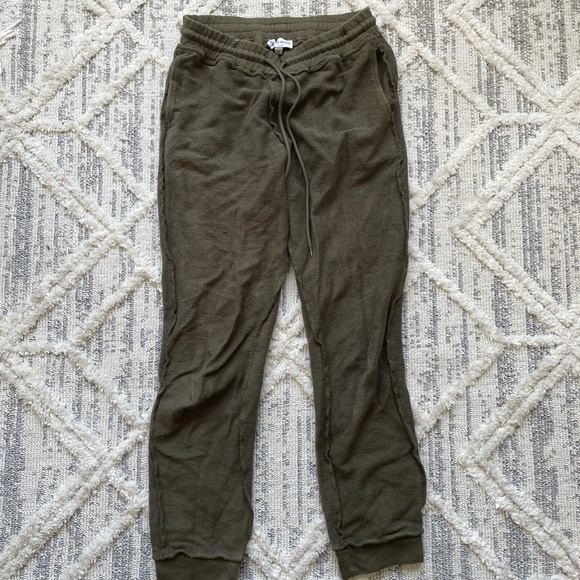 COPY - Green Olive Danielle Guizio Sweat Suit SZ M - Picture 10 of 11